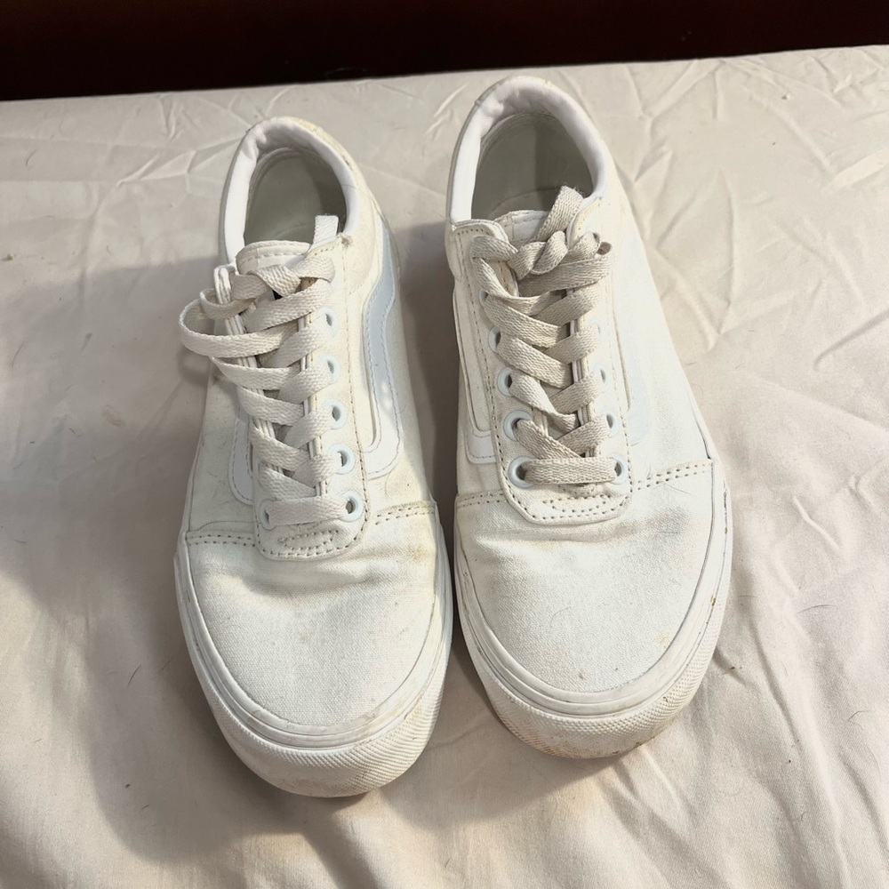 White Vans - Picture 3 of 4